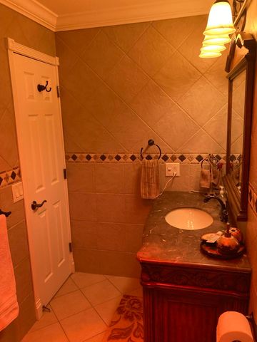 700 NE 14th Avenue NE 404, Hallandale Beach, FL 33009