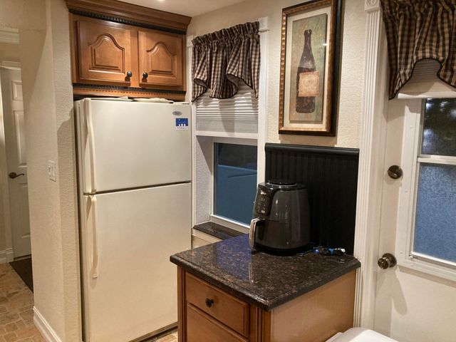 700 NE 14th Avenue NE 404, Hallandale Beach, FL 33009