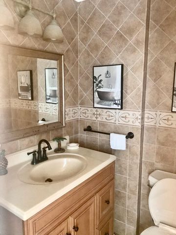 700 NE 14th Avenue NE 404, Hallandale Beach, FL 33009
