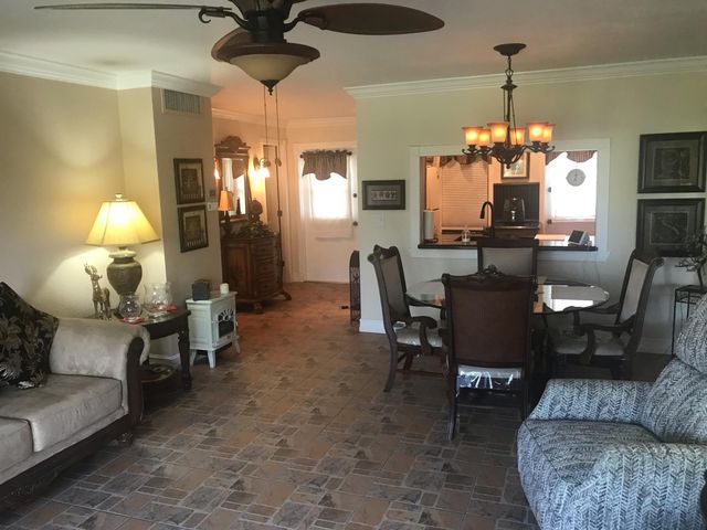 700 NE 14th Avenue NE 404, Hallandale Beach, FL 33009
