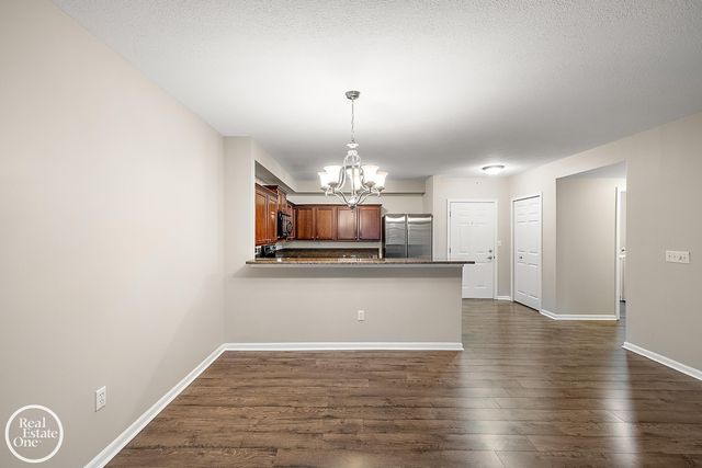 2118 Country Club Drive, St Clair Shores, MI 48082