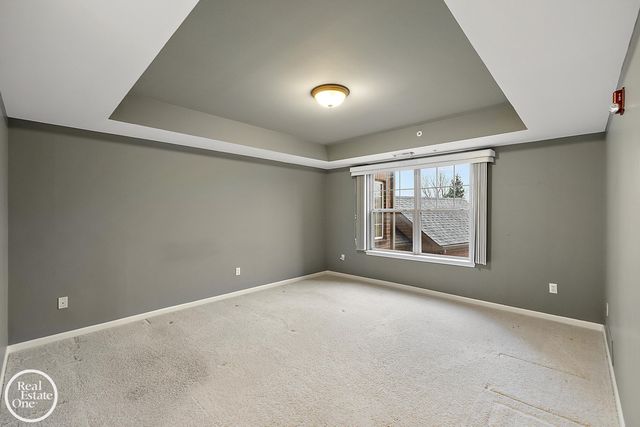 2118 Country Club Drive, St Clair Shores, MI 48082