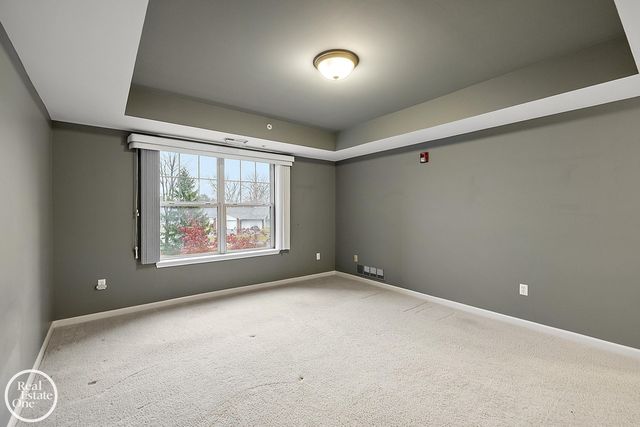 2118 Country Club Drive, St Clair Shores, MI 48082