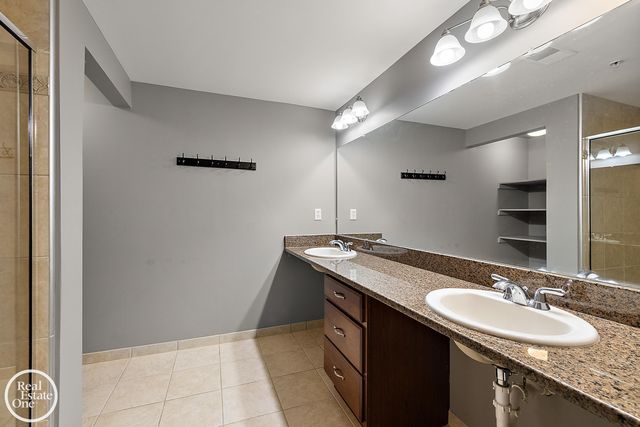 2118 Country Club Drive, St Clair Shores, MI 48082