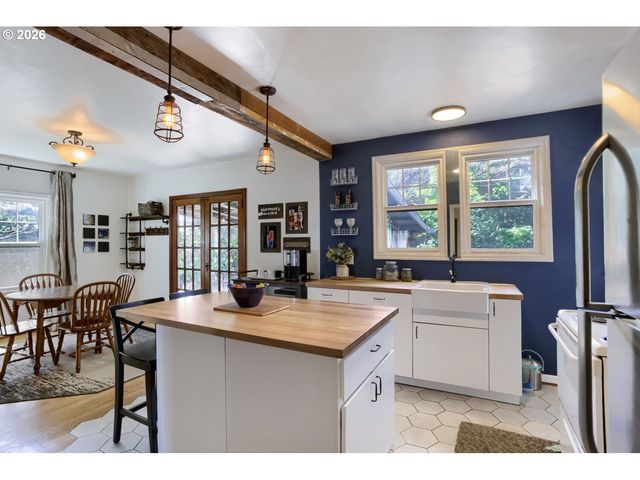 3525 Se 80TH Ave, Portland, OR 97206