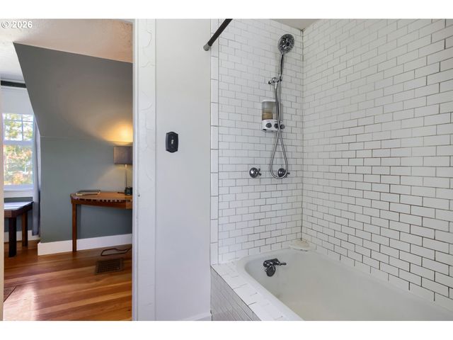 3525 Se 80TH Ave, Portland, OR 97206