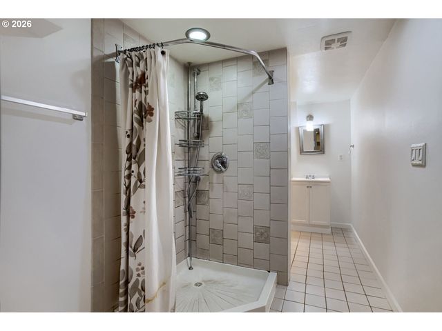 3525 Se 80TH Ave, Portland, OR 97206