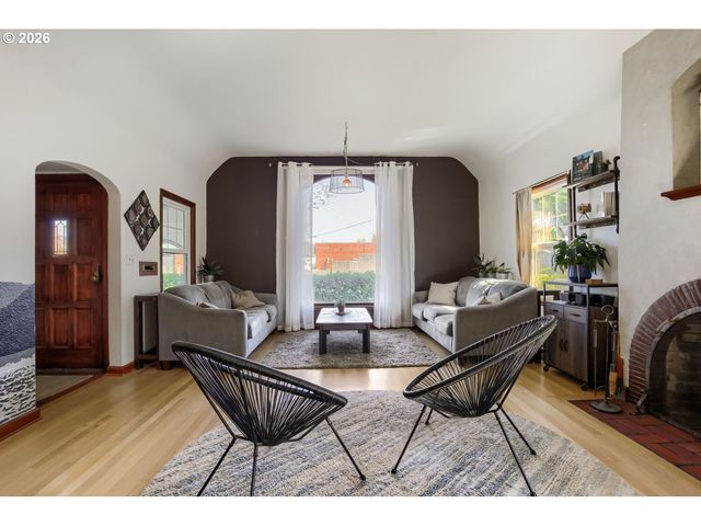 3525 Se 80TH Ave, Portland, OR 97206