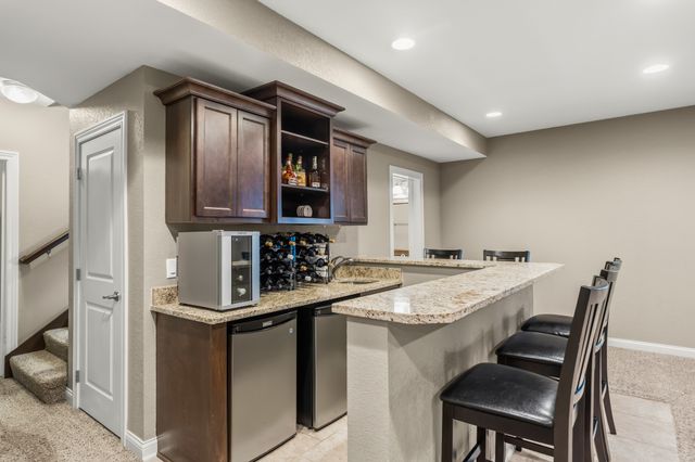 1103 NE Frisk Drive, Ankeny, IA 50021