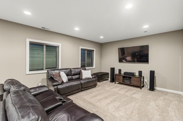 1103 NE Frisk Drive, Ankeny, IA 50021