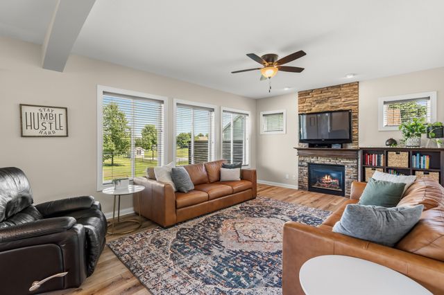 1103 NE Frisk Drive, Ankeny, IA 50021