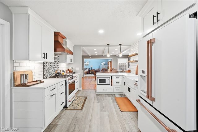 100 Southwyck Drive, Chagrin Falls, OH 44022