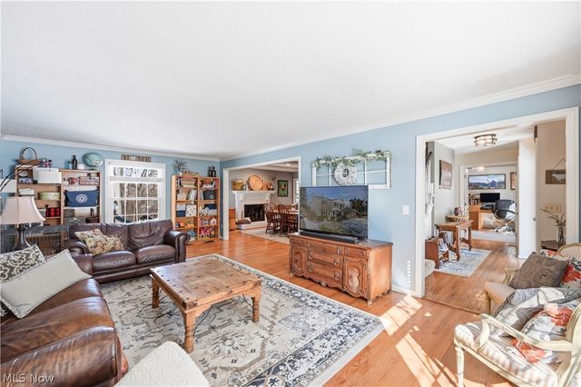 100 Southwyck Drive, Chagrin Falls, OH 44022