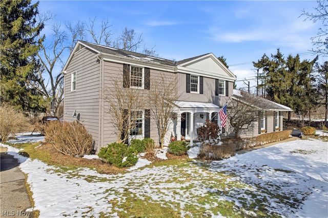 100 Southwyck Drive, Chagrin Falls, OH 44022