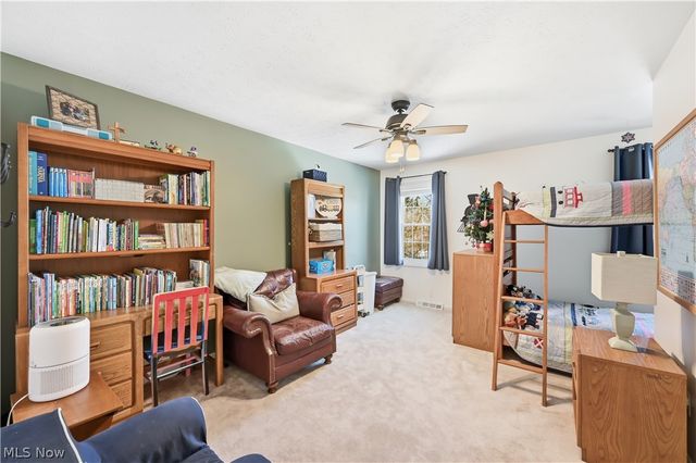 100 Southwyck Drive, Chagrin Falls, OH 44022