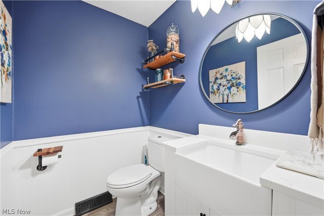 100 Southwyck Drive, Chagrin Falls, OH 44022