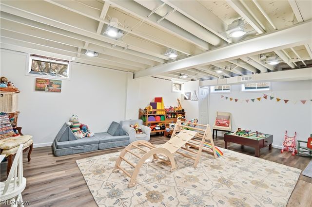 100 Southwyck Drive, Chagrin Falls, OH 44022