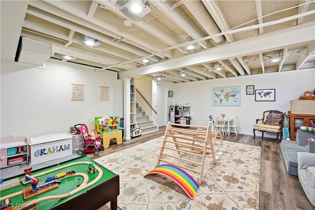 100 Southwyck Drive, Chagrin Falls, OH 44022