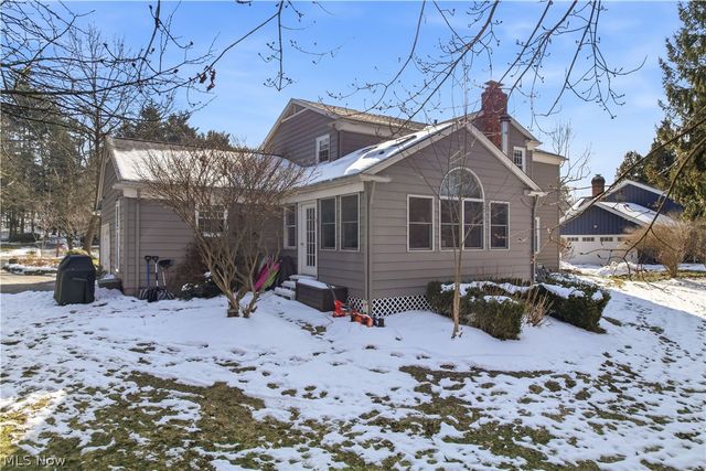 100 Southwyck Drive, Chagrin Falls, OH 44022