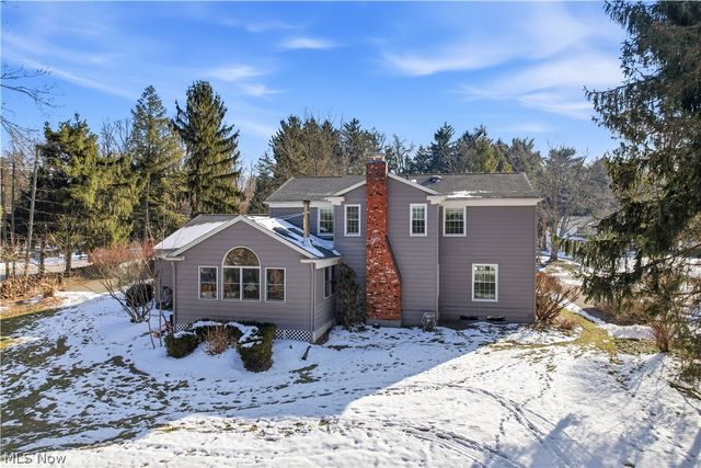 100 Southwyck Drive, Chagrin Falls, OH 44022