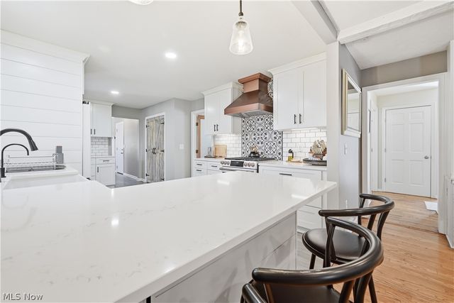 100 Southwyck Drive, Chagrin Falls, OH 44022