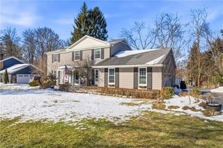 100 Southwyck Drive, Chagrin Falls, OH 44022
