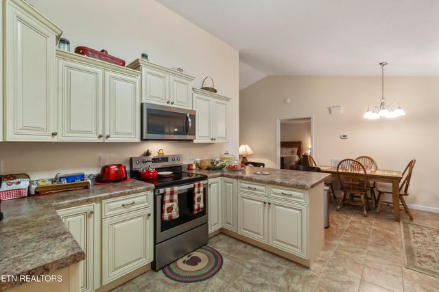 708 Hwy 107, Del Rio, TN 37727