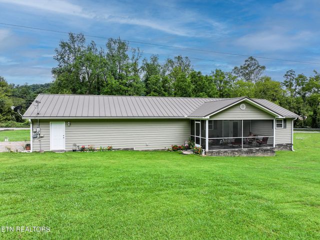 708 Hwy 107, Del Rio, TN 37727