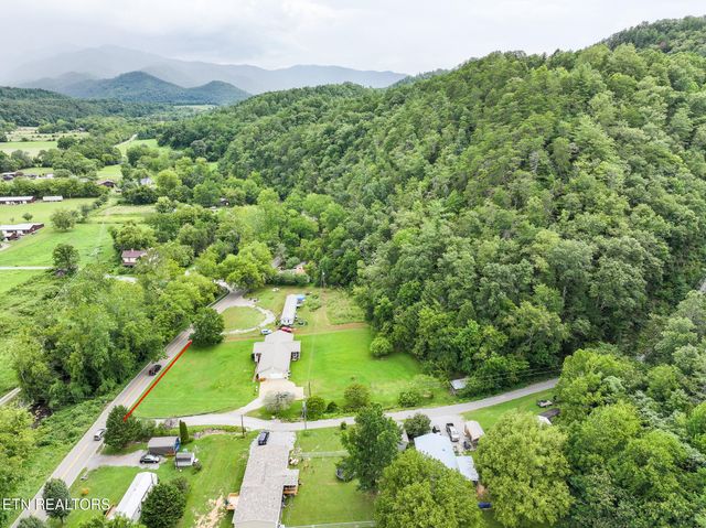 708 Hwy 107, Del Rio, TN 37727