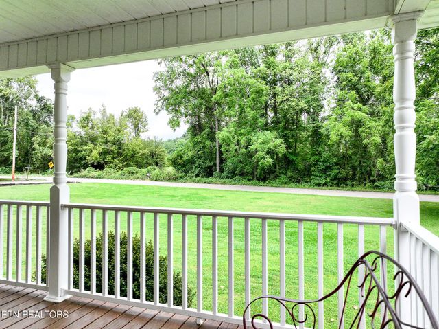 708 Hwy 107, Del Rio, TN 37727