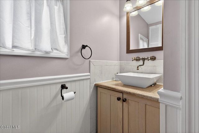 2460 Troy-Schenectady Road, Niskayuna, NY 12309