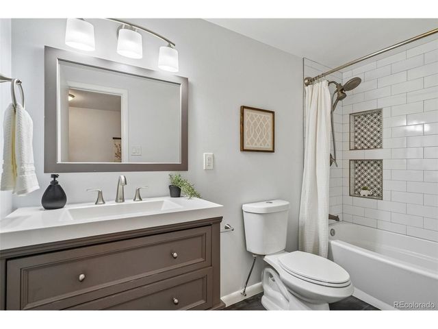 10470 Livingston Dr, Northglenn, CO 80234