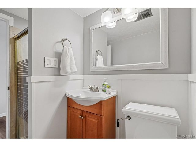 10470 Livingston Dr, Northglenn, CO 80234