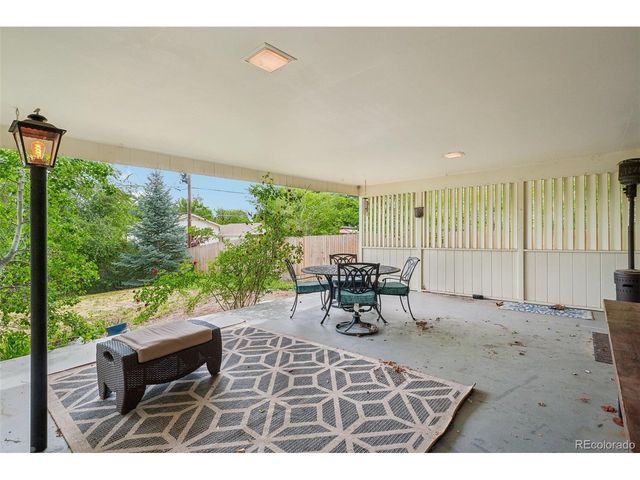 10470 Livingston Dr, Northglenn, CO 80234