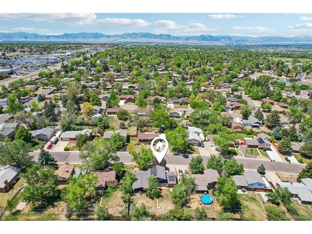 10470 Livingston Dr, Northglenn, CO 80234