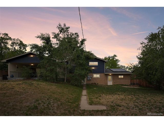 10470 Livingston Dr, Northglenn, CO 80234