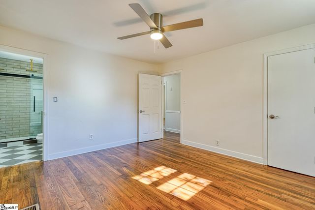 132 Walden Circle, Spartanburg, SC 29301