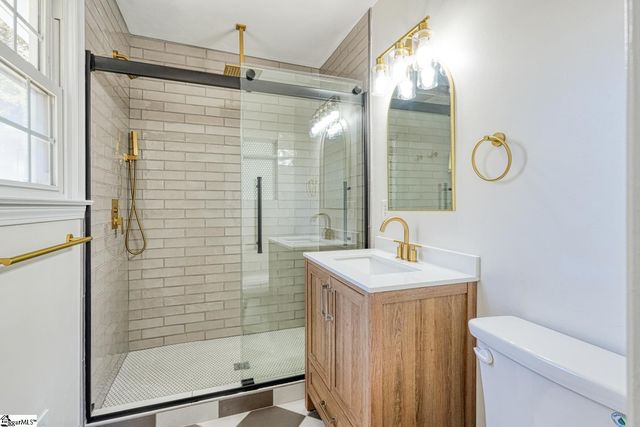 132 Walden Circle, Spartanburg, SC 29301