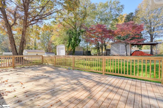 132 Walden Circle, Spartanburg, SC 29301