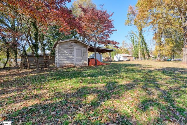 132 Walden Circle, Spartanburg, SC 29301