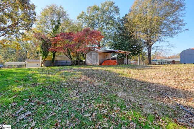 132 Walden Circle, Spartanburg, SC 29301