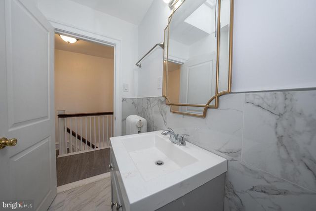 501 MILLBANK RD, Upper Darby, PA 19082