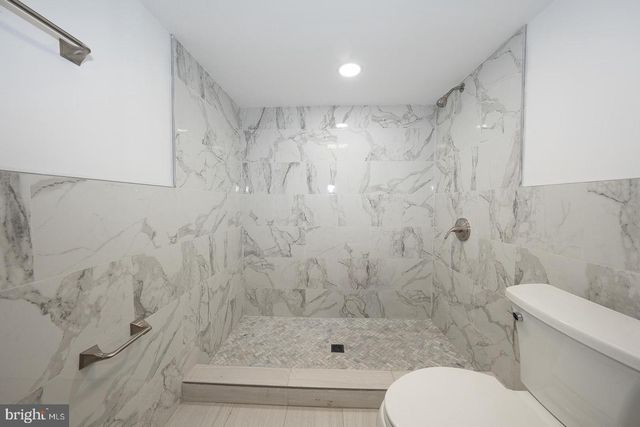 501 MILLBANK RD, Upper Darby, PA 19082