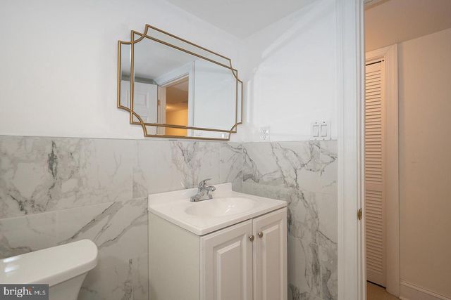 501 MILLBANK RD, Upper Darby, PA 19082