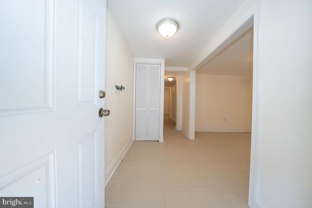 501 MILLBANK RD, Upper Darby, PA 19082