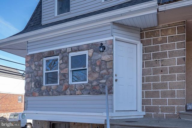 501 MILLBANK RD, Upper Darby, PA 19082