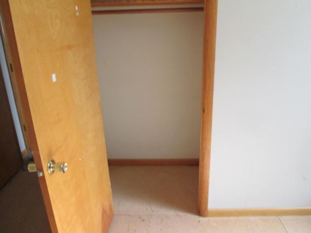 406 E Water Street, Fayette, IA 52142