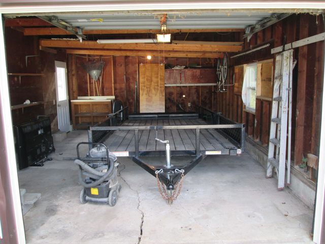 406 E Water Street, Fayette, IA 52142