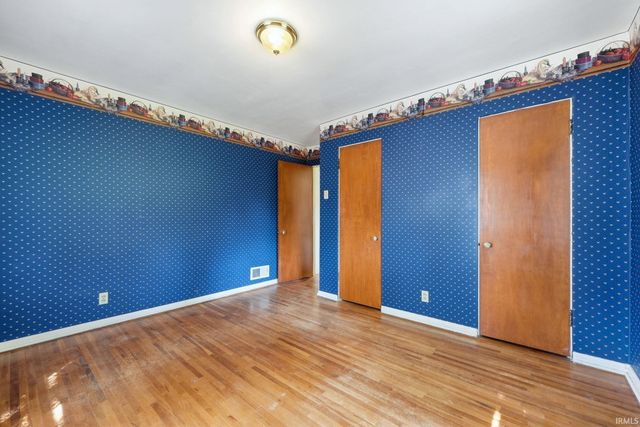 1242 Somerset Lane, Fort Wayne, IN 46805