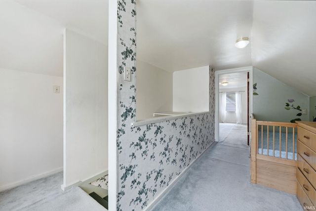 1242 Somerset Lane, Fort Wayne, IN 46805